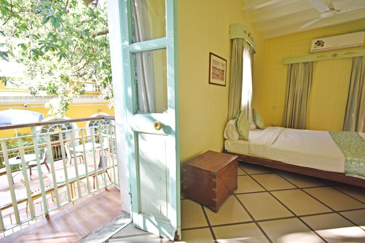 Hotel Villa Des Gouverneurs Pondicherry Ngoại thất bức ảnh